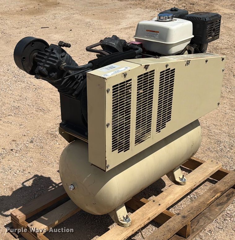 image for item DX5821 Ingersoll Rand 2475F13GH air compressor