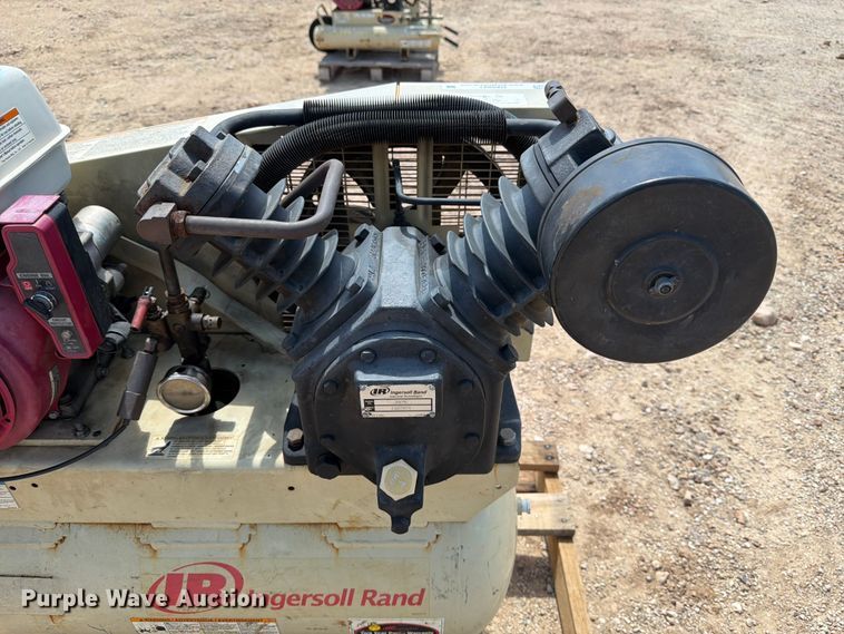 image for item DX5821 Ingersoll Rand 2475F13GH air compressor
