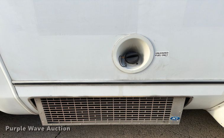 image for item DX5823 2017 Eldorado Chevrolet Express shuttle bus