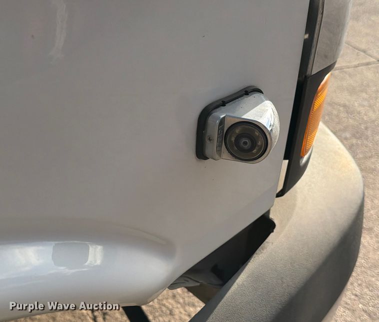 image for item DX5823 2017 Eldorado Chevrolet Express shuttle bus