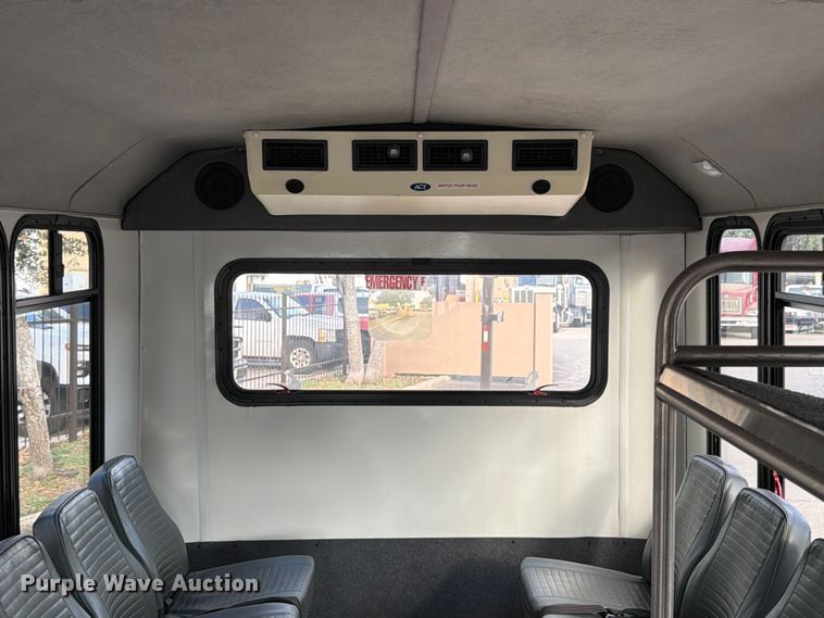 image for item DX5823 2017 Eldorado Chevrolet Express shuttle bus