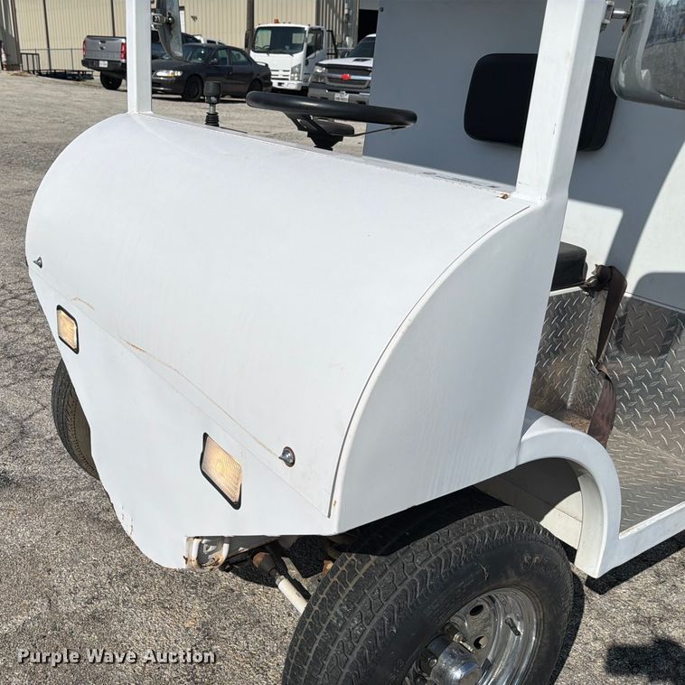 image for item DX5825 Nilfisk-Advance Cyclone 4500 4WS surface cleaner