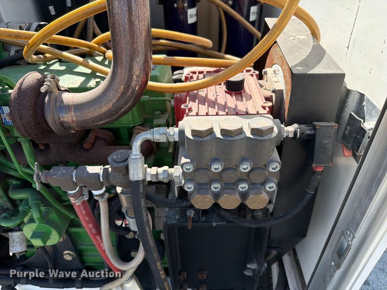 image for item DX5825 Nilfisk-Advance Cyclone 4500 4WS surface cleaner