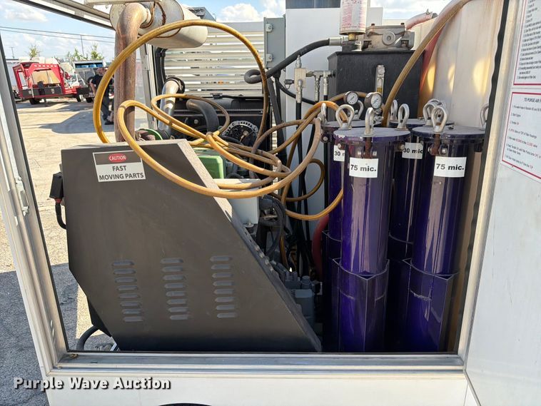 image for item DX5825 Nilfisk-Advance Cyclone 4500 4WS surface cleaner