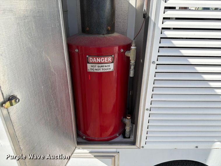 image for item DX5825 Nilfisk-Advance Cyclone 4500 4WS surface cleaner