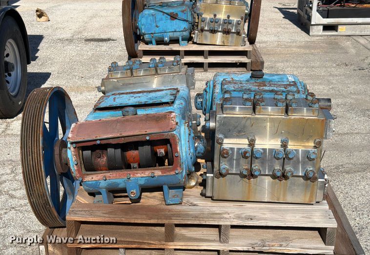 image for item DX5826 (2) Weatherford 2060M triplex pumps
