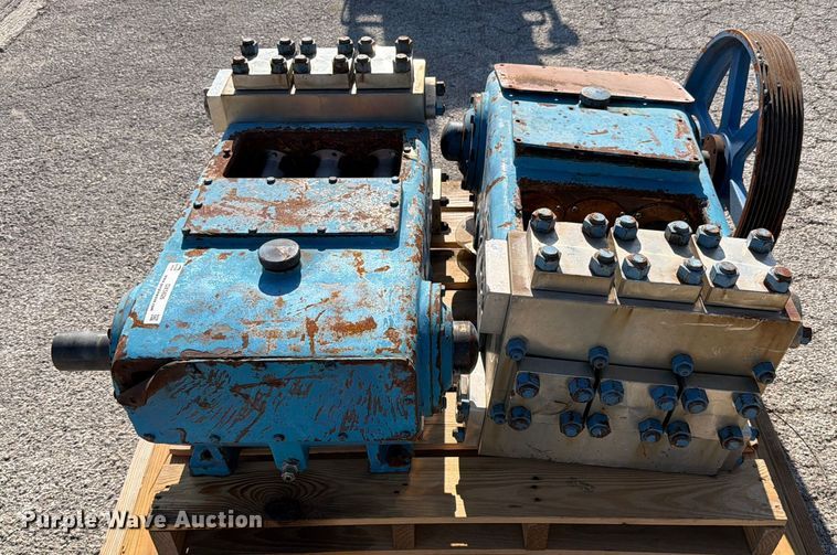 image for item DX5826 (2) Weatherford 2060M triplex pumps