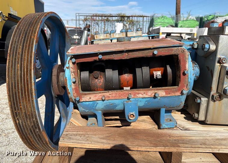 image for item DX5826 (2) Weatherford 2060M triplex pumps