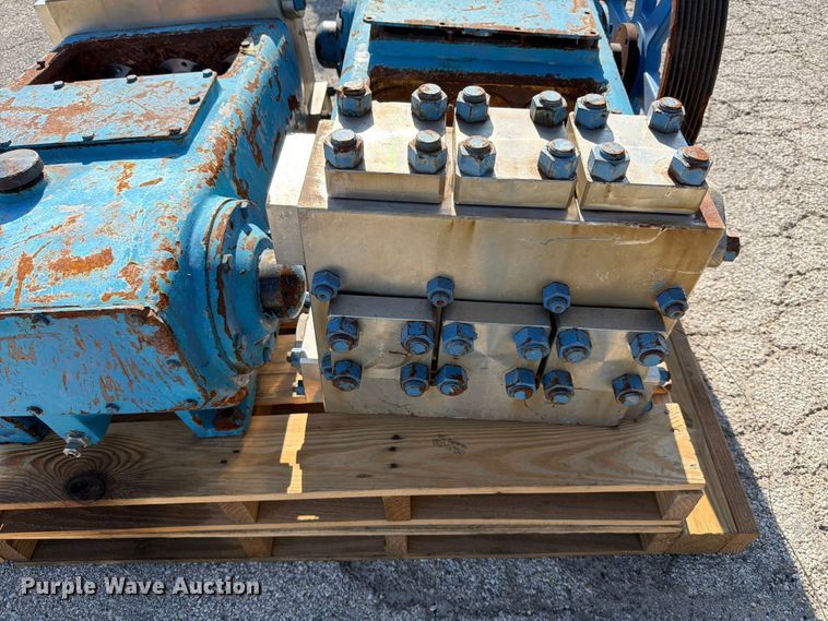 image for item DX5826 (2) Weatherford 2060M triplex pumps