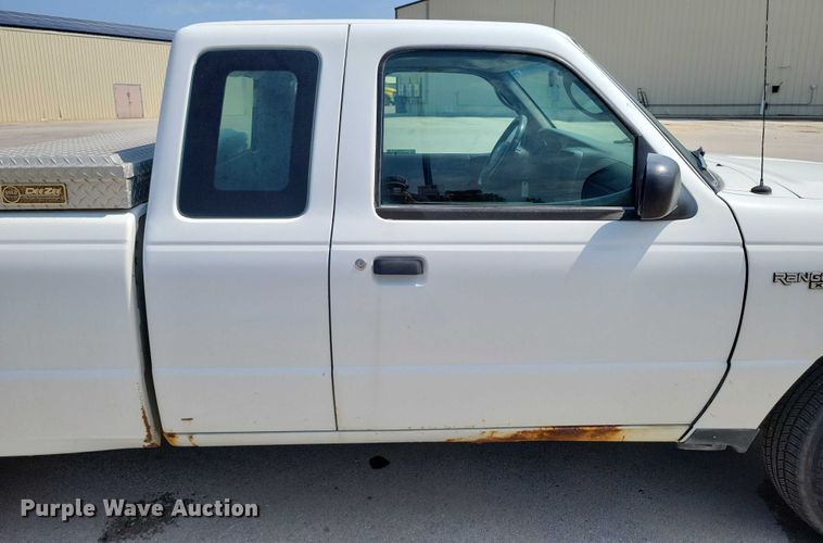 image for item DX7200 2005 Ford Ranger SuperCab pickup truck