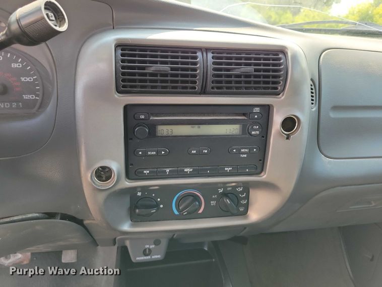 image for item DX7200 2005 Ford Ranger SuperCab pickup truck