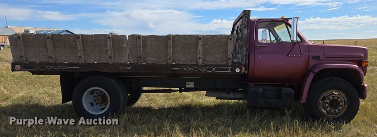 image for item DY1179 1986 Chevrolet C60 dump flatbed truck