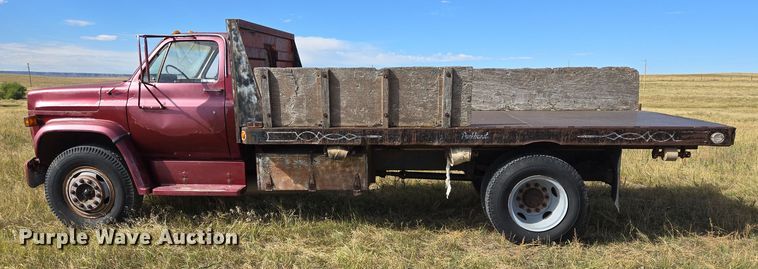 image for item DY1179 1986 Chevrolet C60 dump flatbed truck