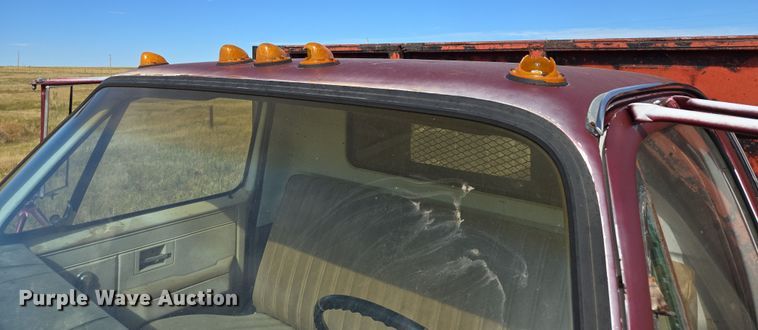 image for item DY1179 1986 Chevrolet C60 dump flatbed truck