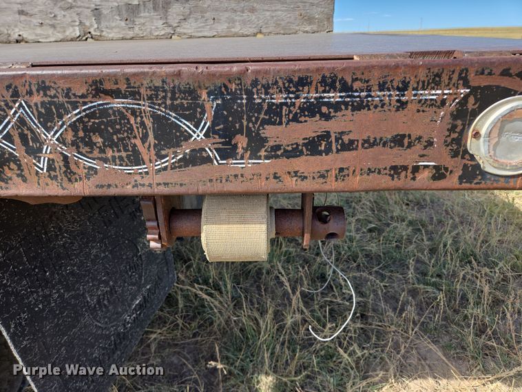 image for item DY1179 1986 Chevrolet C60 dump flatbed truck