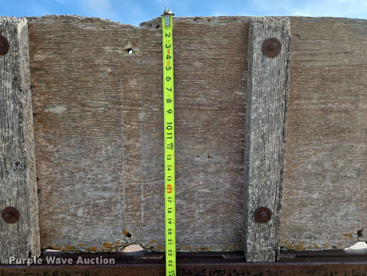 image for item DY1179 1986 Chevrolet C60 dump flatbed truck