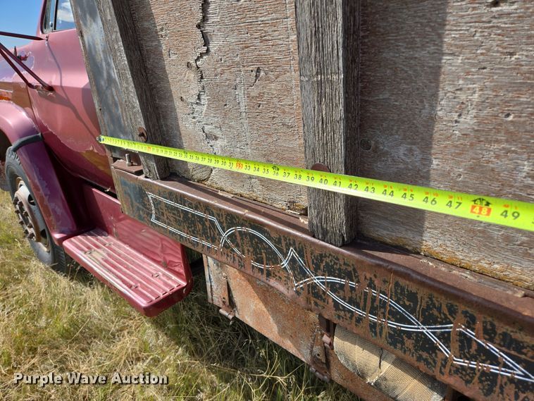 image for item DY1179 1986 Chevrolet C60 dump flatbed truck