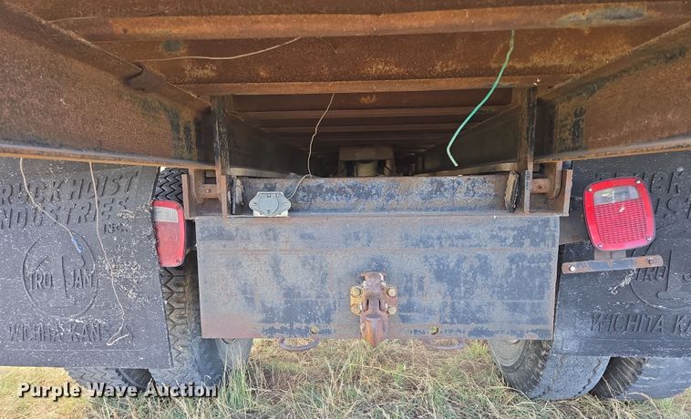 image for item DY1179 1986 Chevrolet C60 dump flatbed truck