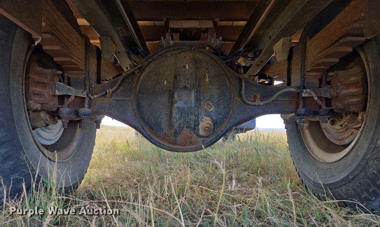 image for item DY1179 1986 Chevrolet C60 dump flatbed truck