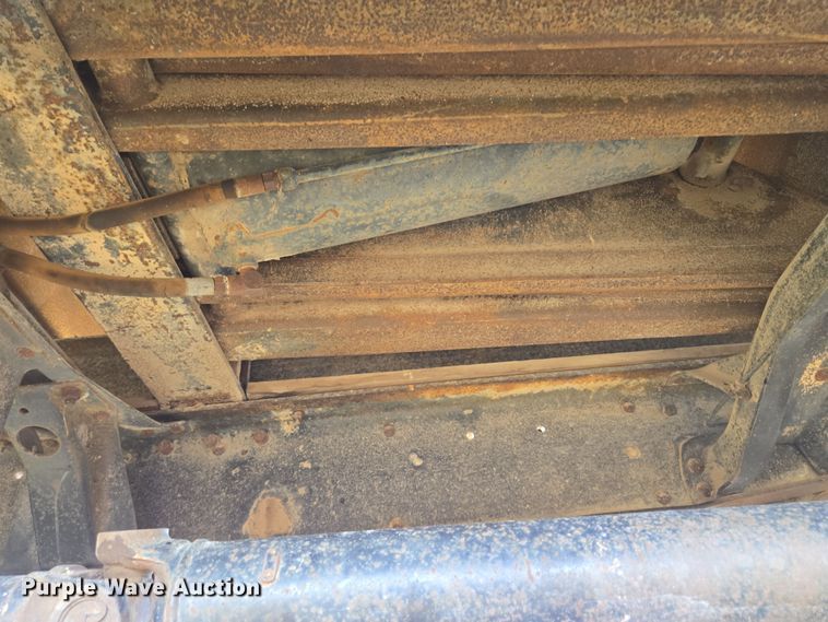 image for item DY1179 1986 Chevrolet C60 dump flatbed truck