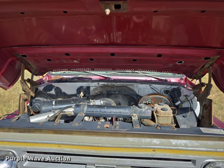 image for item DY1179 1986 Chevrolet C60 dump flatbed truck