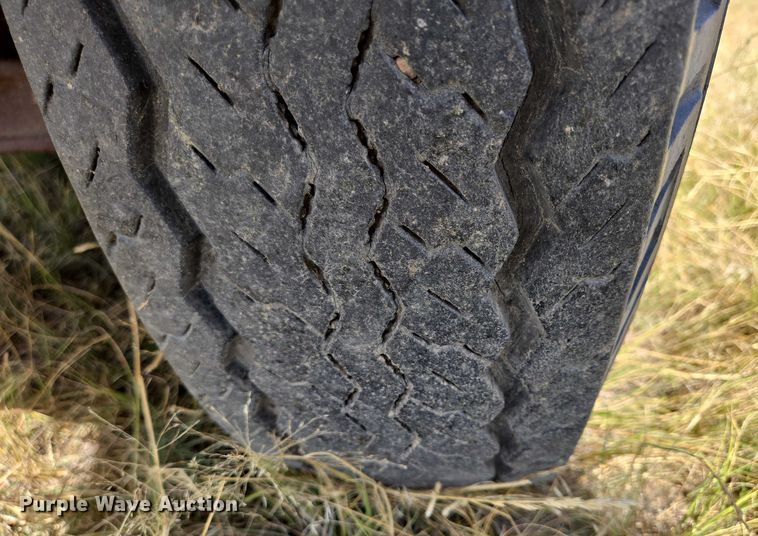 image for item DY1179 1986 Chevrolet C60 dump flatbed truck