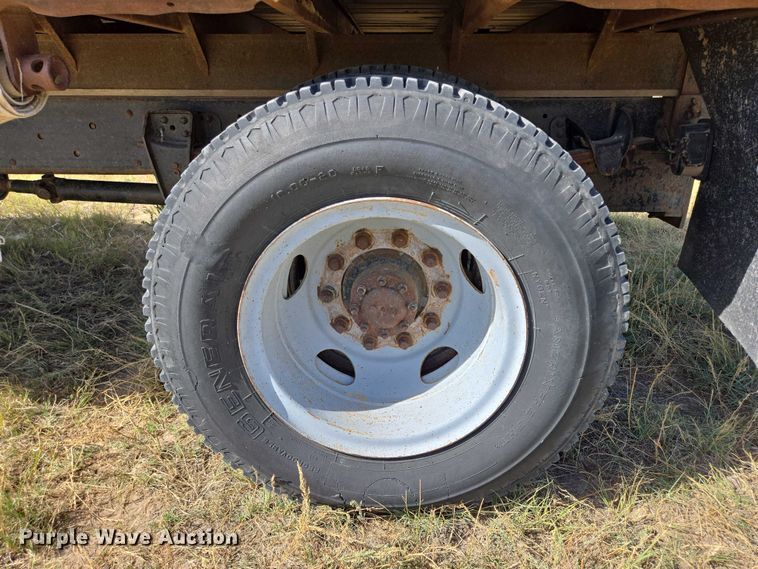 image for item DY1179 1986 Chevrolet C60 dump flatbed truck