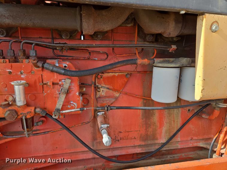 image for item DY1180 1972 Case 1370 tractor