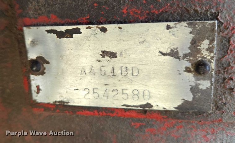 image for item DY1180 1972 Case 1370 tractor