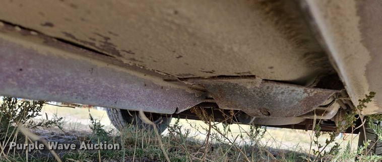 image for item DY1181 1991 Chrysler New Yorker Salon 