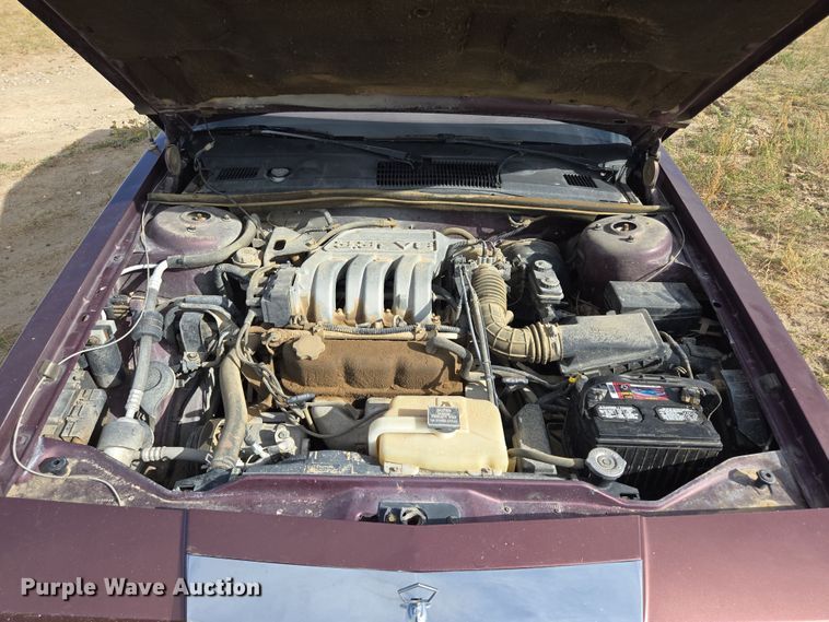 image for item DY1181 1991 Chrysler New Yorker Salon 