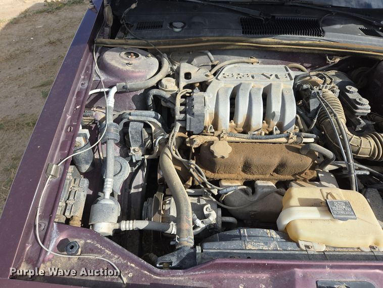 image for item DY1181 1991 Chrysler New Yorker Salon 