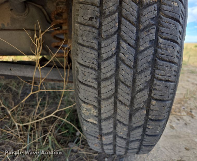 image for item DY1181 1991 Chrysler New Yorker Salon 