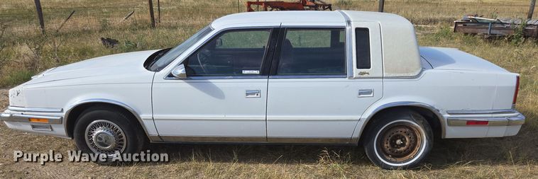 image for item DY1182 1991 Chrysler New Yorker 