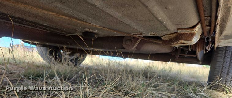 image for item DY1182 1991 Chrysler New Yorker 