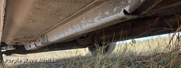 image for item DY1182 1991 Chrysler New Yorker 