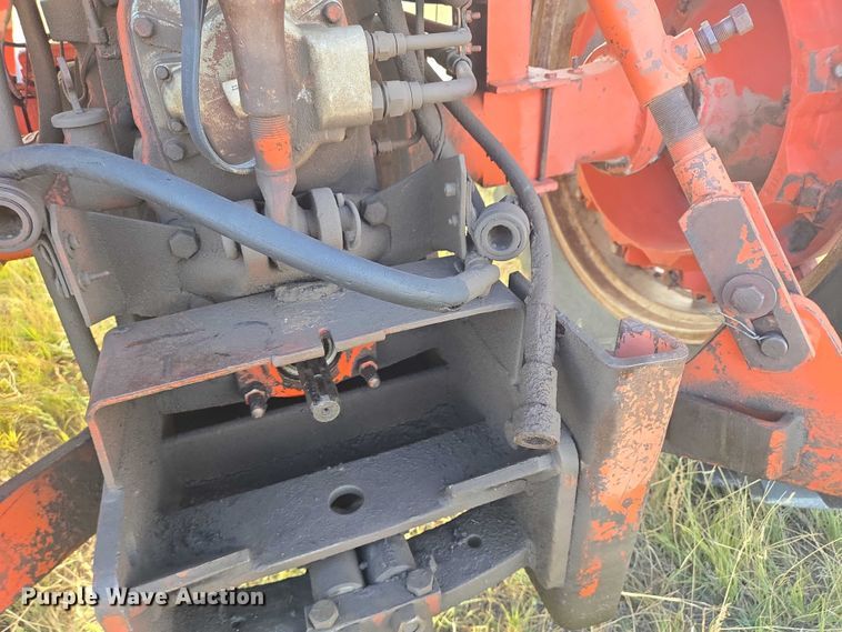 image for item DY1184 1971 Case 1170 tractor