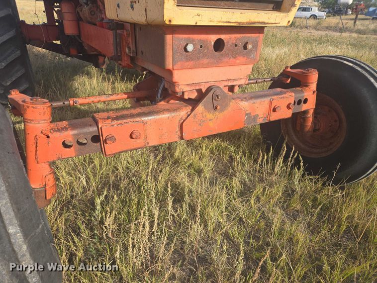 image for item DY1184 1971 Case 1170 tractor