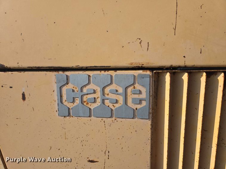 image for item DY1184 1971 Case 1170 tractor