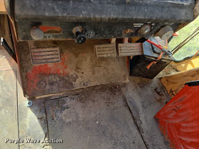 image for item DY1184 1971 Case 1170 tractor