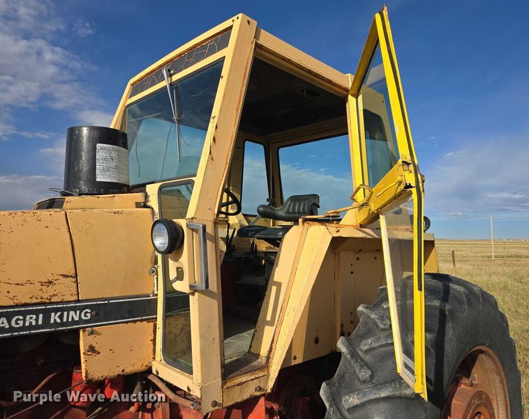 image for item DY1184 1971 Case 1170 tractor