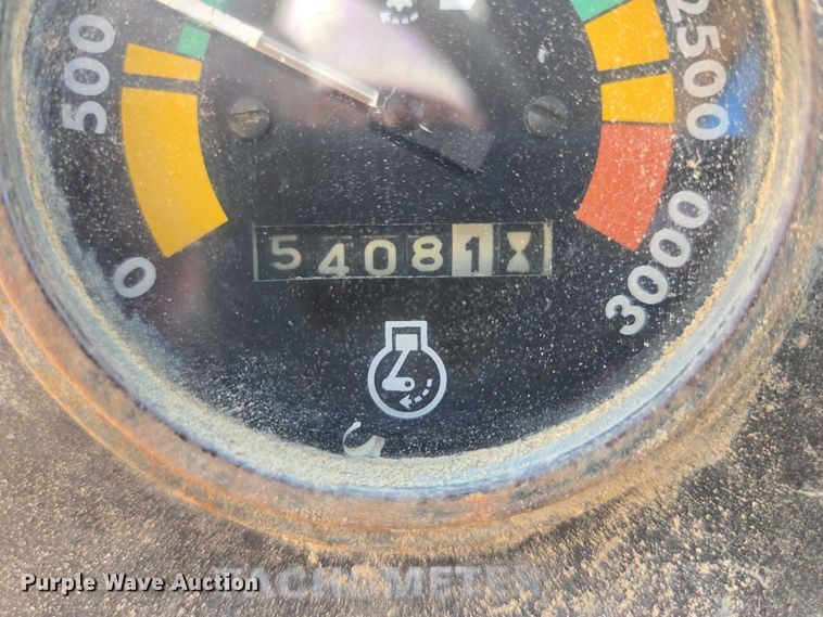 image for item DY1184 1971 Case 1170 tractor