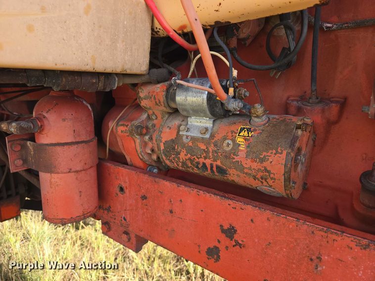 image for item DY1184 1971 Case 1170 tractor