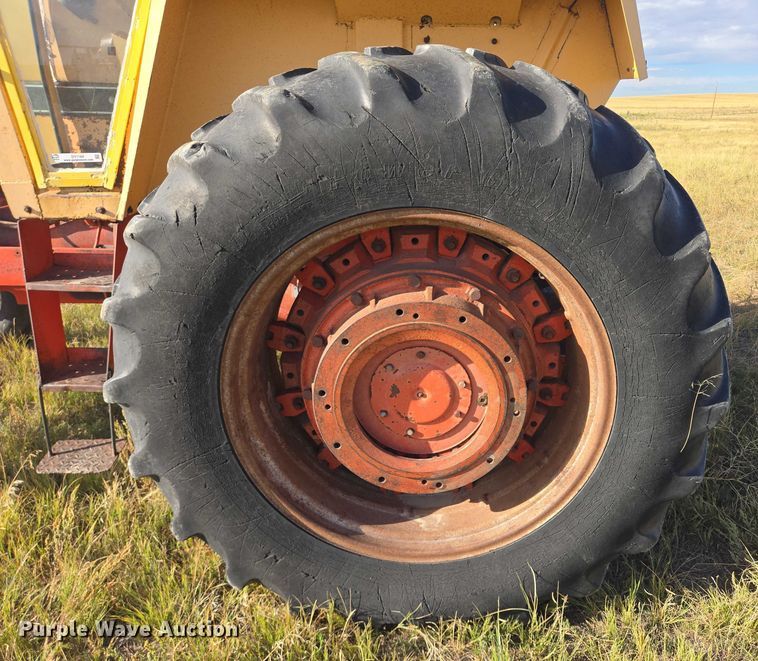 image for item DY1184 1971 Case 1170 tractor