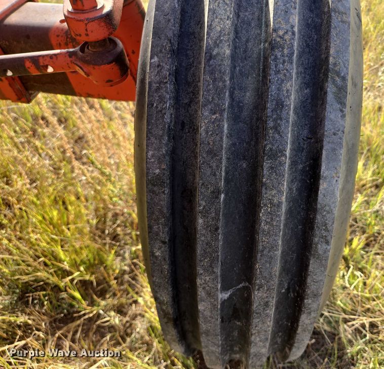 image for item DY1184 1971 Case 1170 tractor