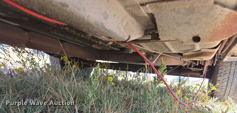 image for item DY1185 1991 Chrysler New Yorker Salon 