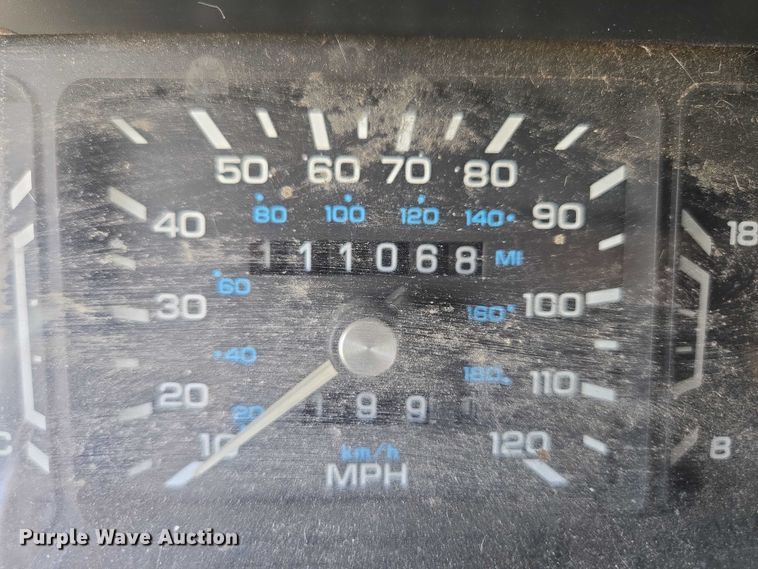 image for item DY1185 1991 Chrysler New Yorker Salon 