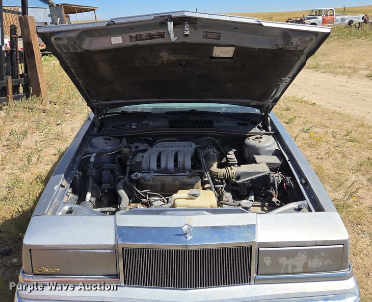 image for item DY1185 1991 Chrysler New Yorker Salon 