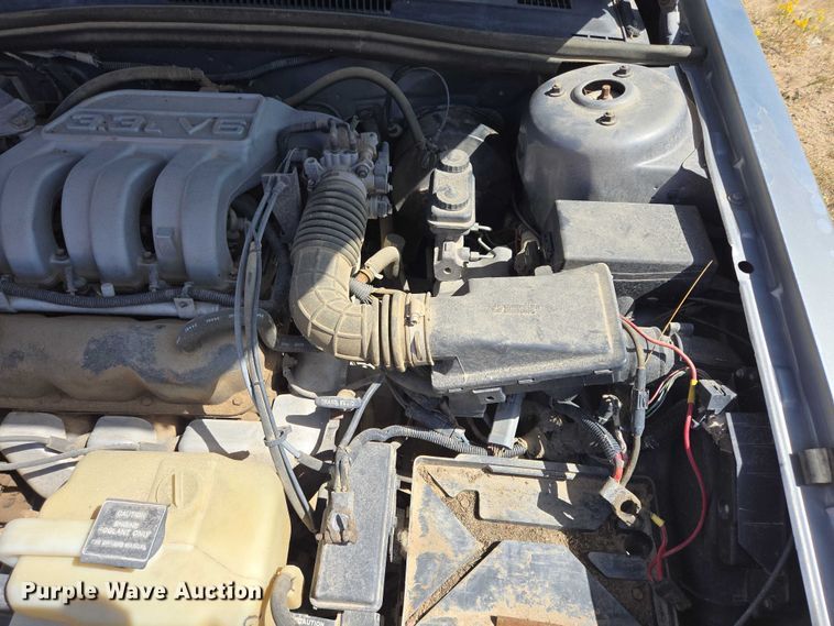 image for item DY1185 1991 Chrysler New Yorker Salon 