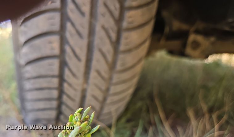 image for item DY1185 1991 Chrysler New Yorker Salon 